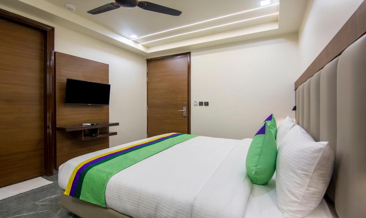 Treebo Royal Comfort นิวเดลี ภายนอก รูปภาพ