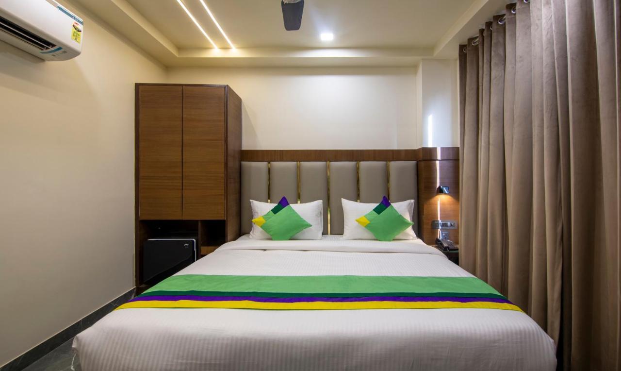 Treebo Royal Comfort นิวเดลี ภายนอก รูปภาพ