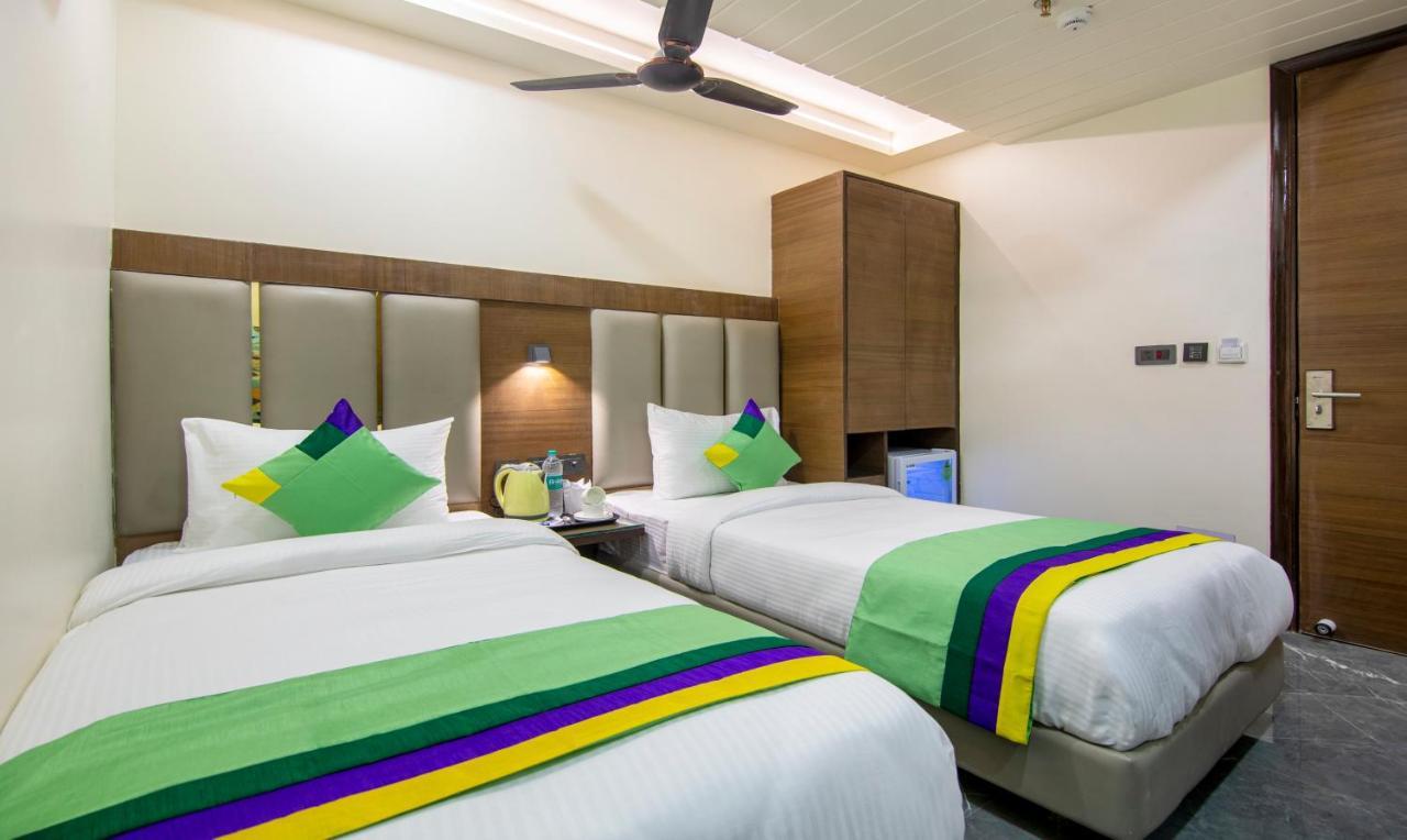 Treebo Royal Comfort นิวเดลี ภายนอก รูปภาพ