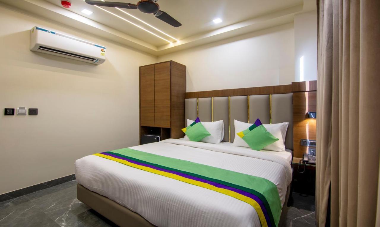 Treebo Royal Comfort นิวเดลี ภายนอก รูปภาพ